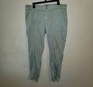 White House Black Market Women's Midrise Pret A Petty Pants